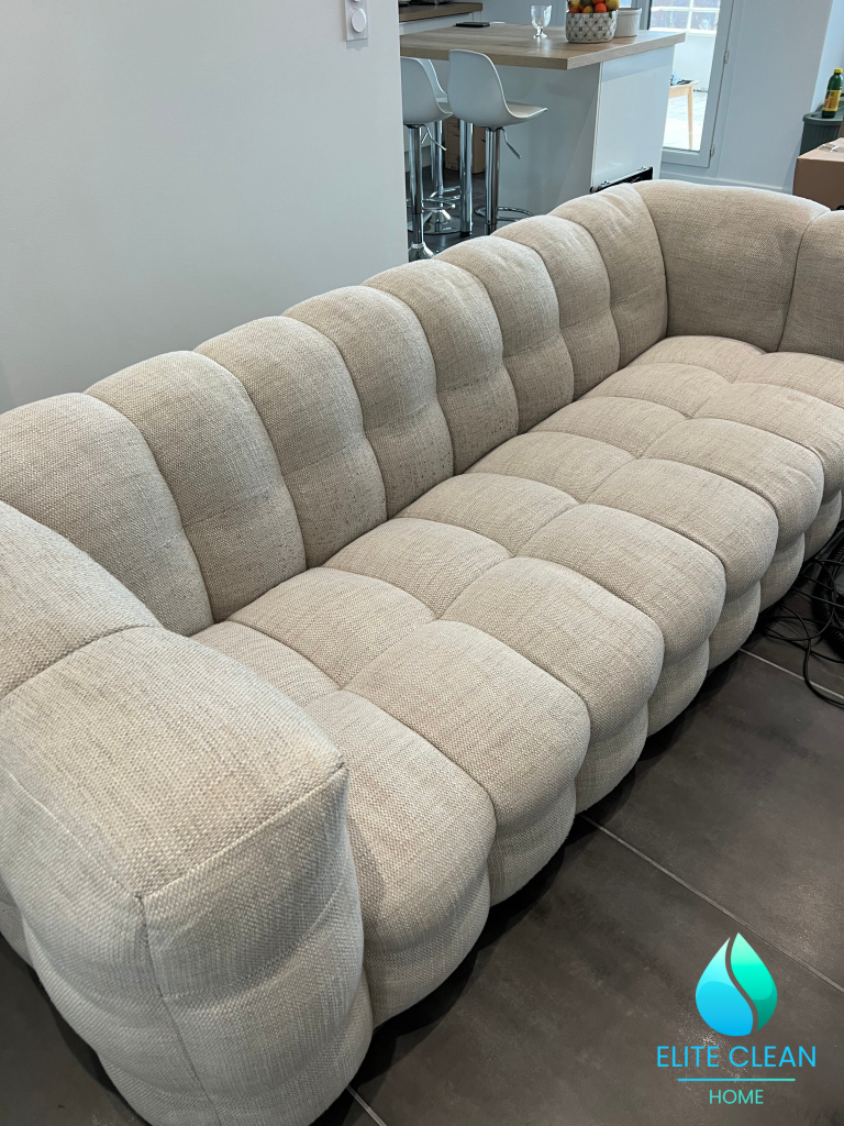 ENTREPRISE DE NETTOYAGE CANAPÉ (38)